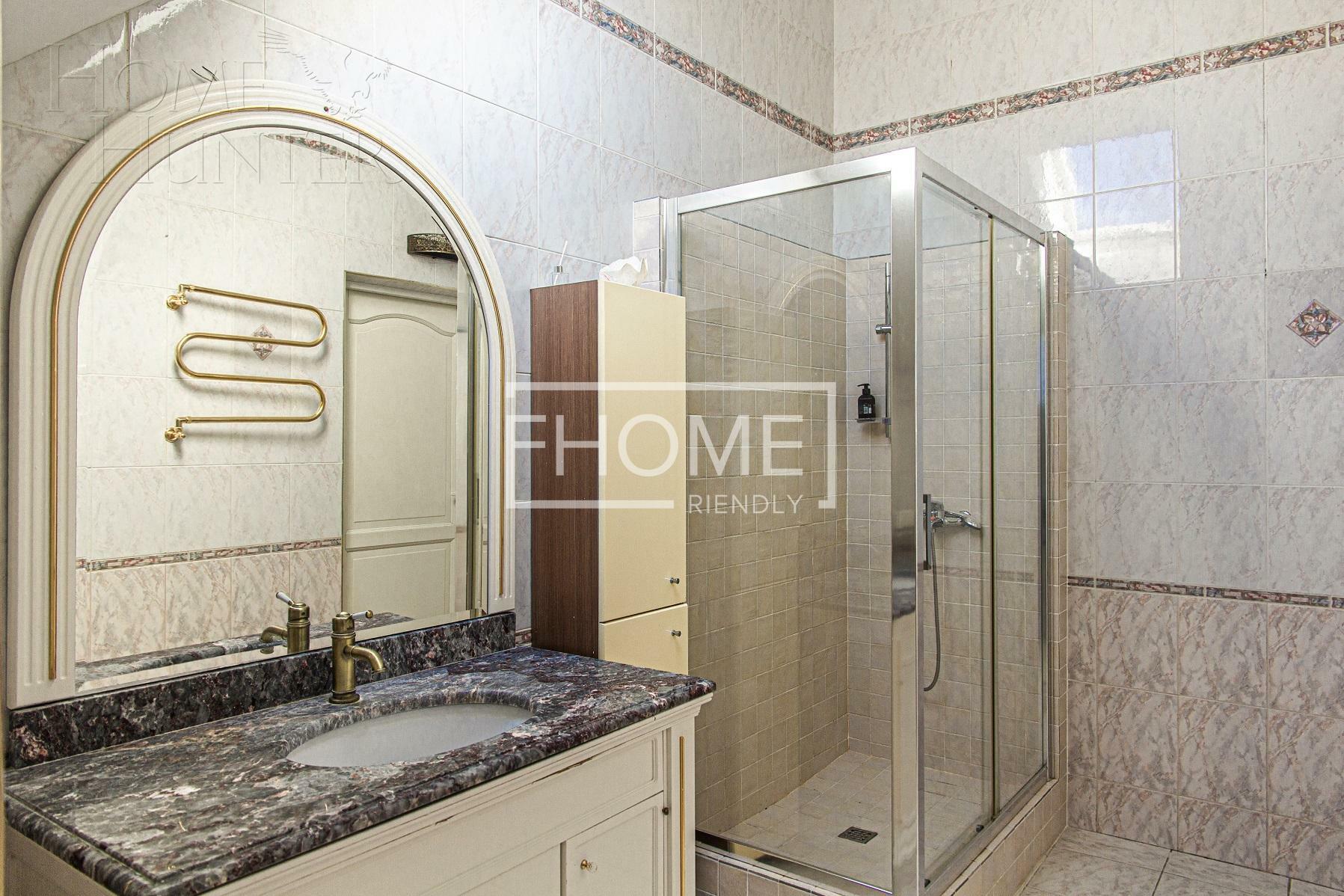 2-этажный коттедж 481.2 м² с отделкой