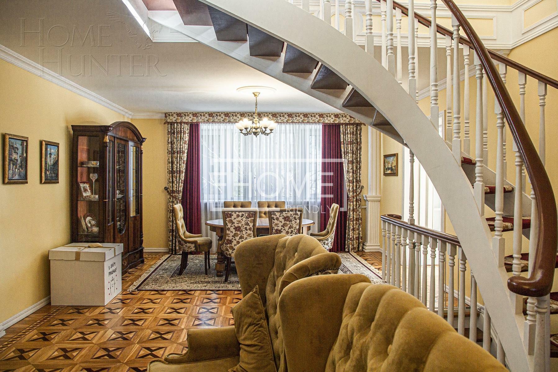 2-этажный коттедж 481.2 м² с отделкой