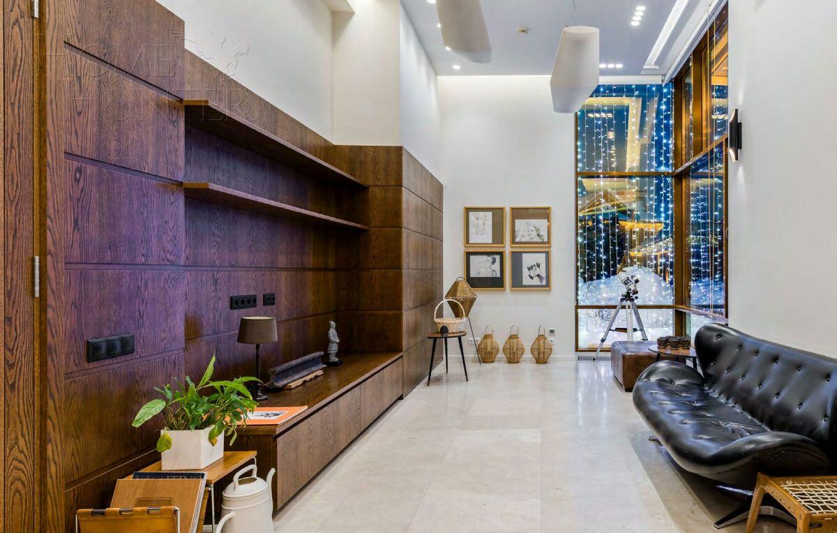 2-этажный коттедж 2 534 м² с отделкой