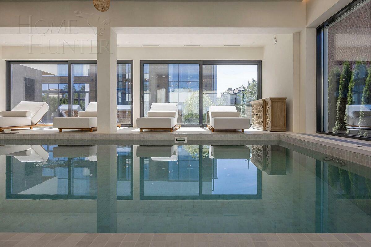 2-этажный коттедж 570 м² с отделкой