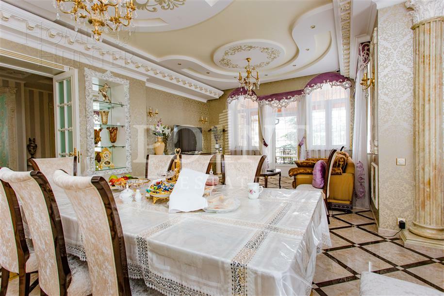 2-этажный коттедж 915 м² с отделкой