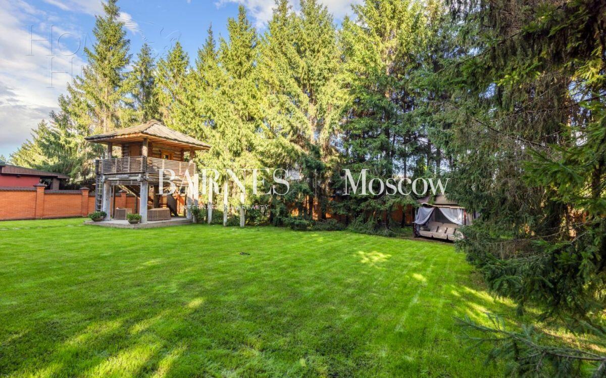 2-этажный коттедж 692 м² с отделкой