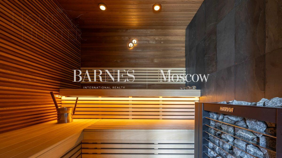 3-этажный коттедж 550 м² с отделкой