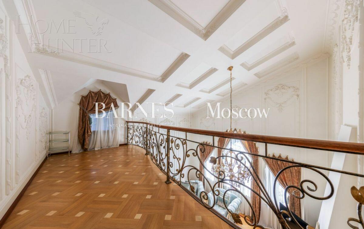 2-этажный коттедж 692 м² с отделкой