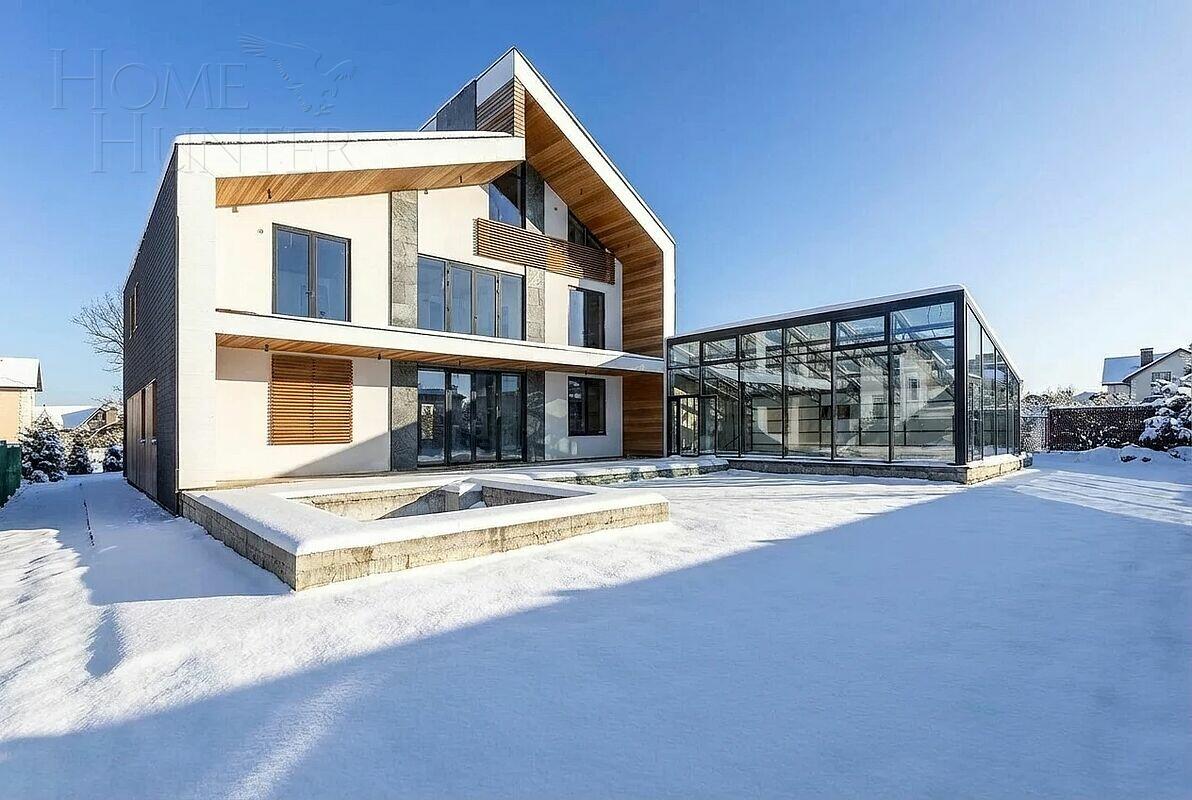 2-этажный коттедж 742 м² без отделки