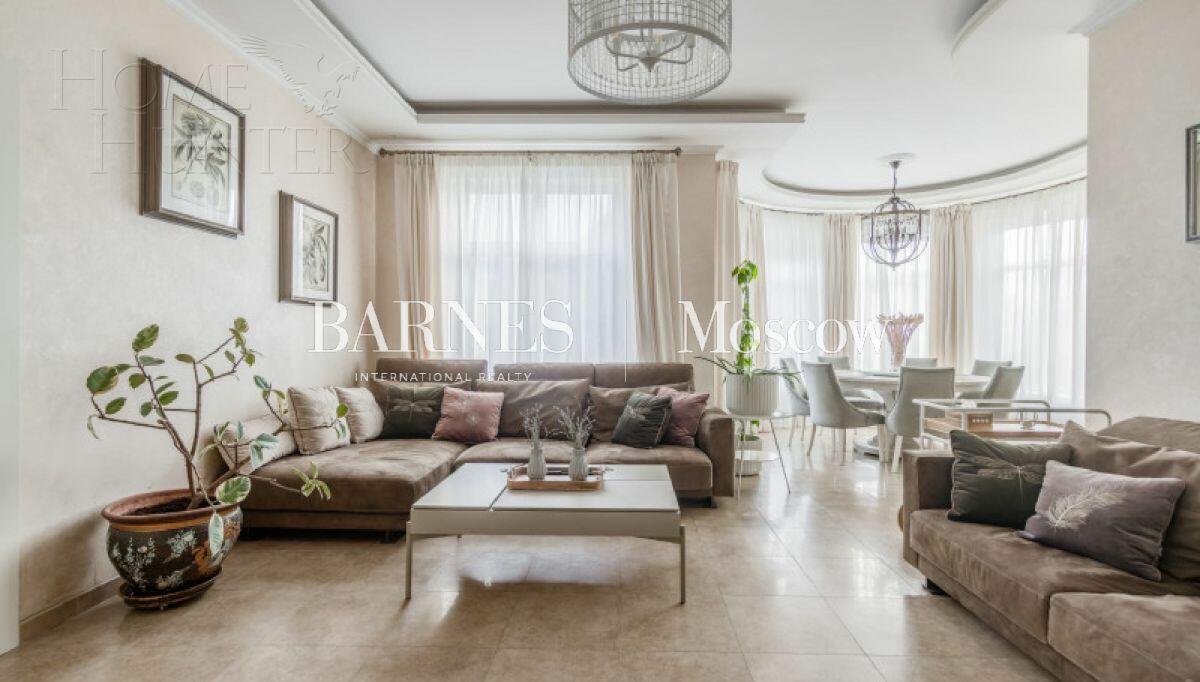 2-этажный коттедж 525 м² с отделкой