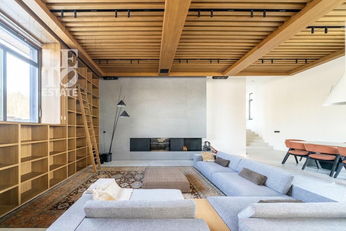 2-этажный коттедж 650 м² с отделкой