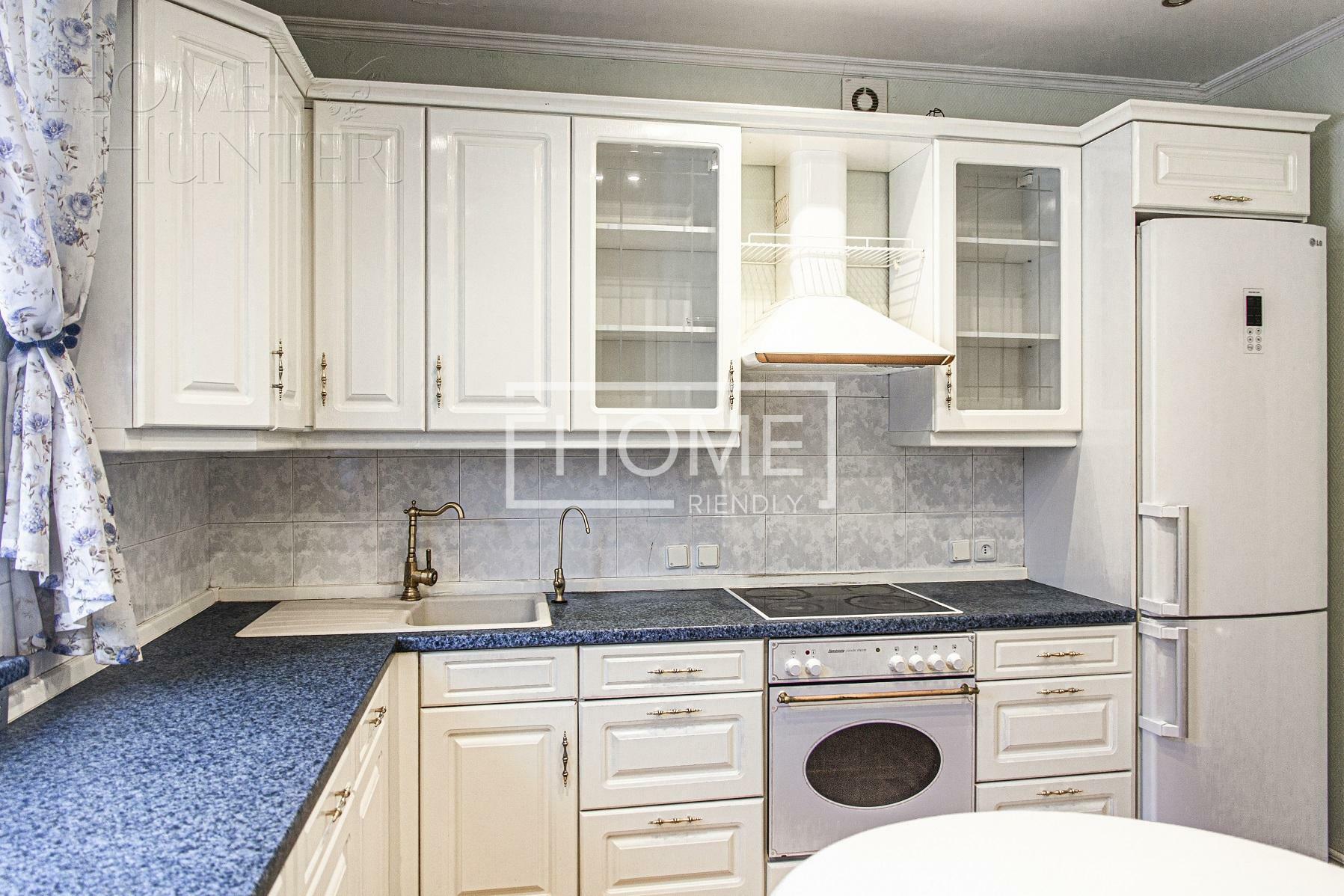 2-этажный коттедж 481.2 м² с отделкой