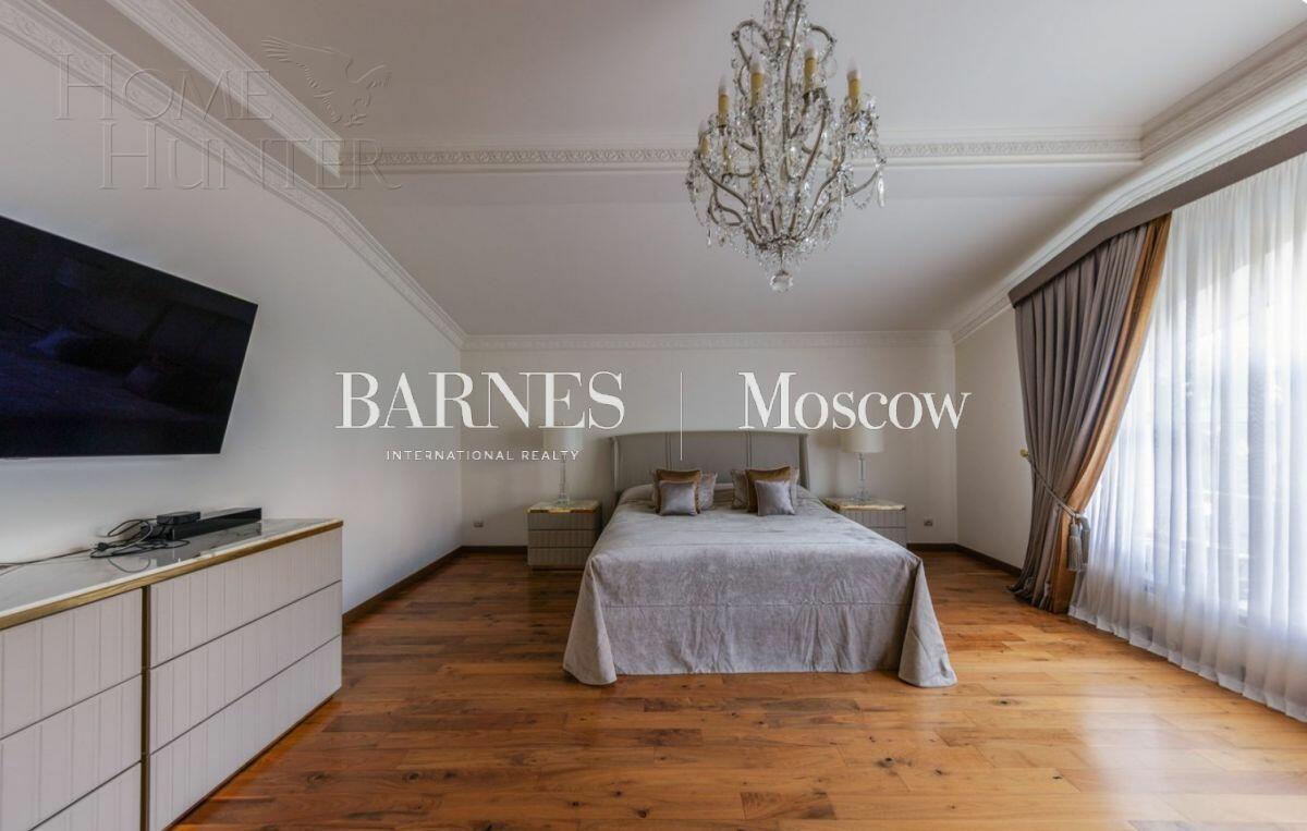 2-этажный коттедж 692 м² с отделкой