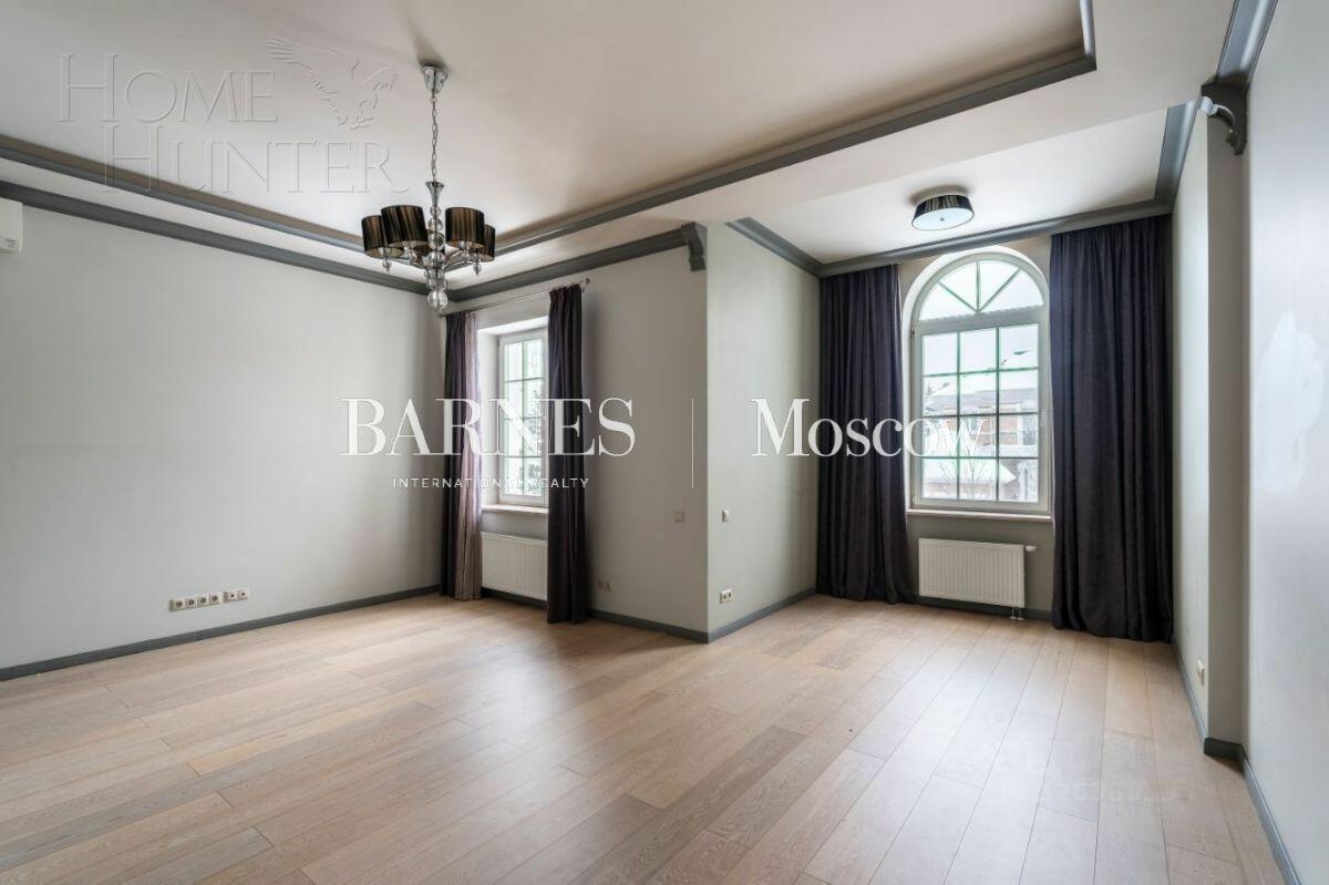 2-этажный коттедж 500 м² с отделкой