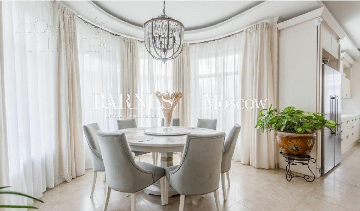 2-этажный коттедж 525 м² с отделкой