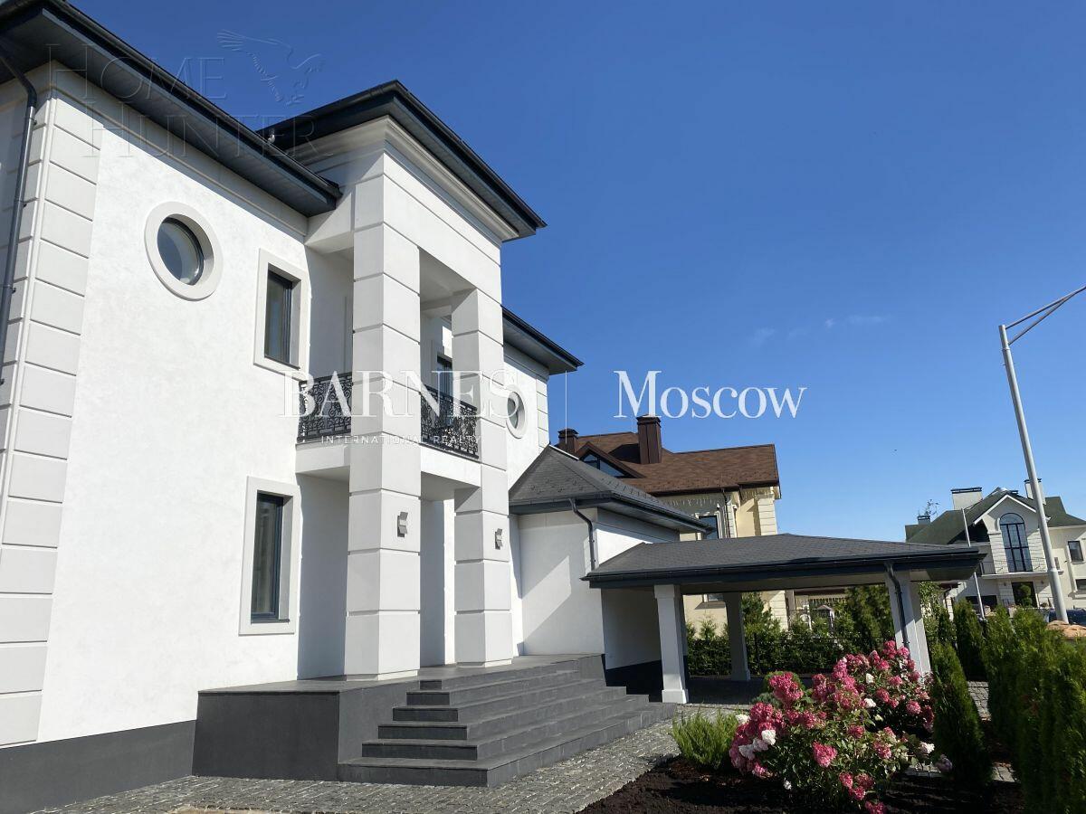 2-этажный коттедж 620 м² с отделкой