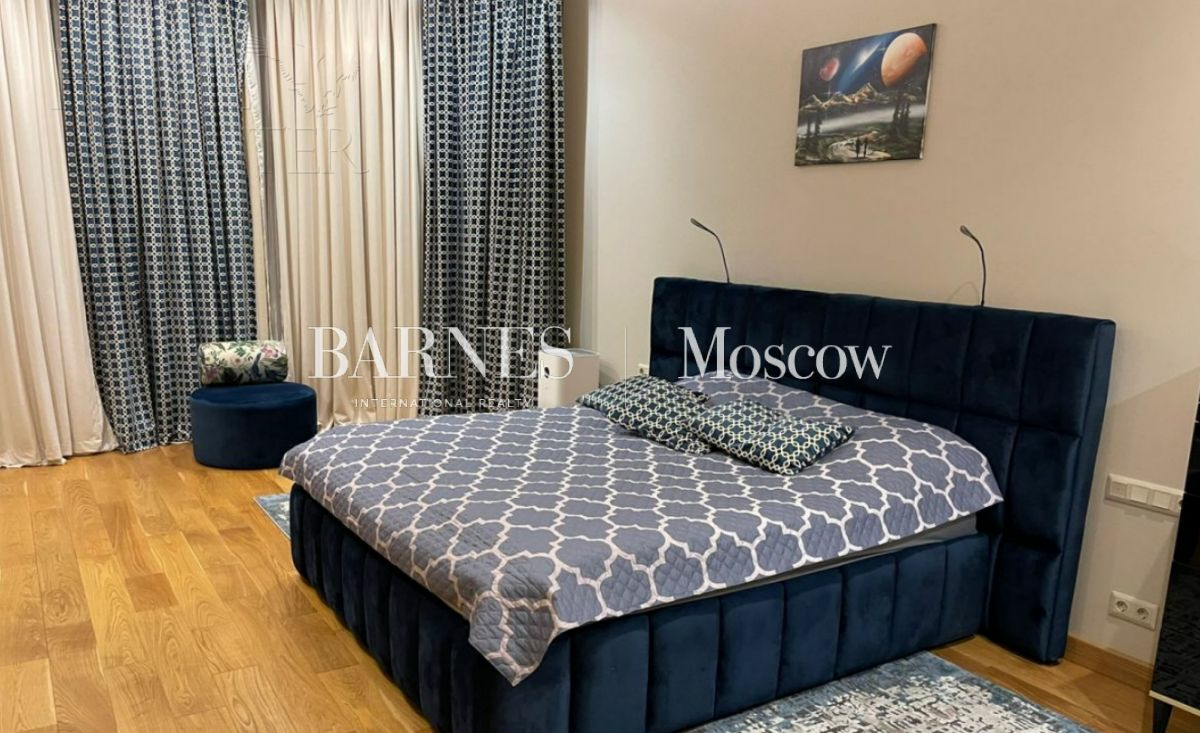 2-этажный коттедж 520 м² с отделкой