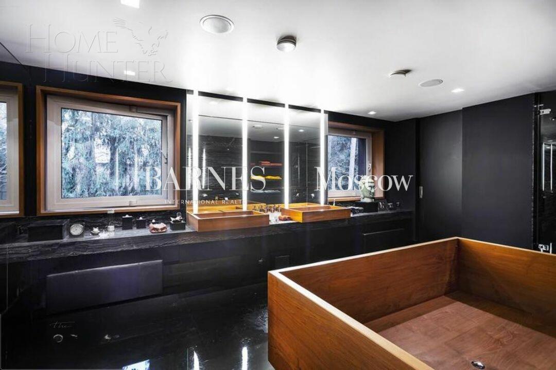 2-этажный коттедж 1 400 м² с отделкой