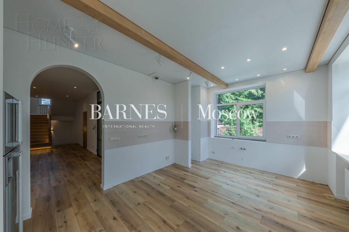 2-этажный коттедж 500 м² с отделкой