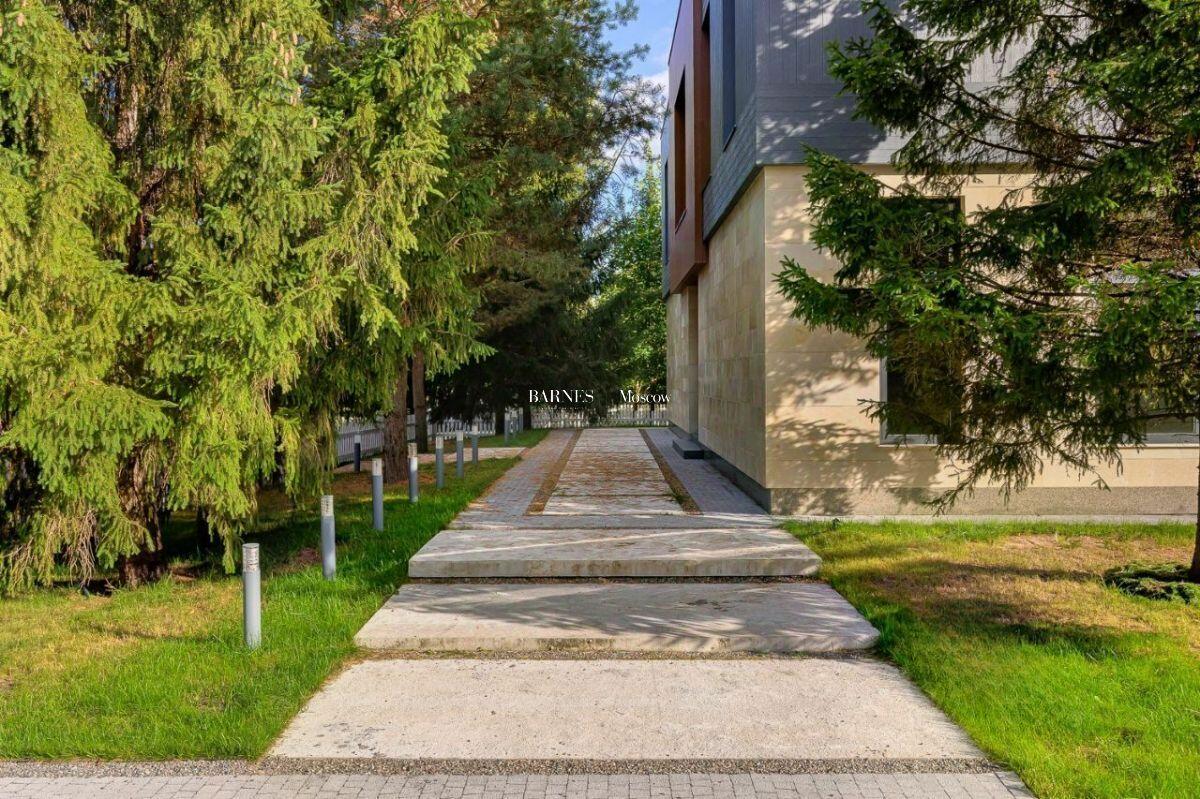 2-этажный коттедж 747 м² с отделкой