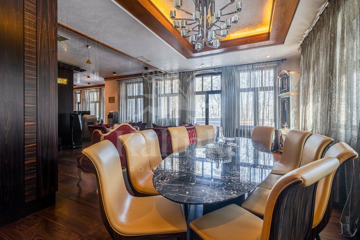 2-этажный коттедж 718 м² с отделкой