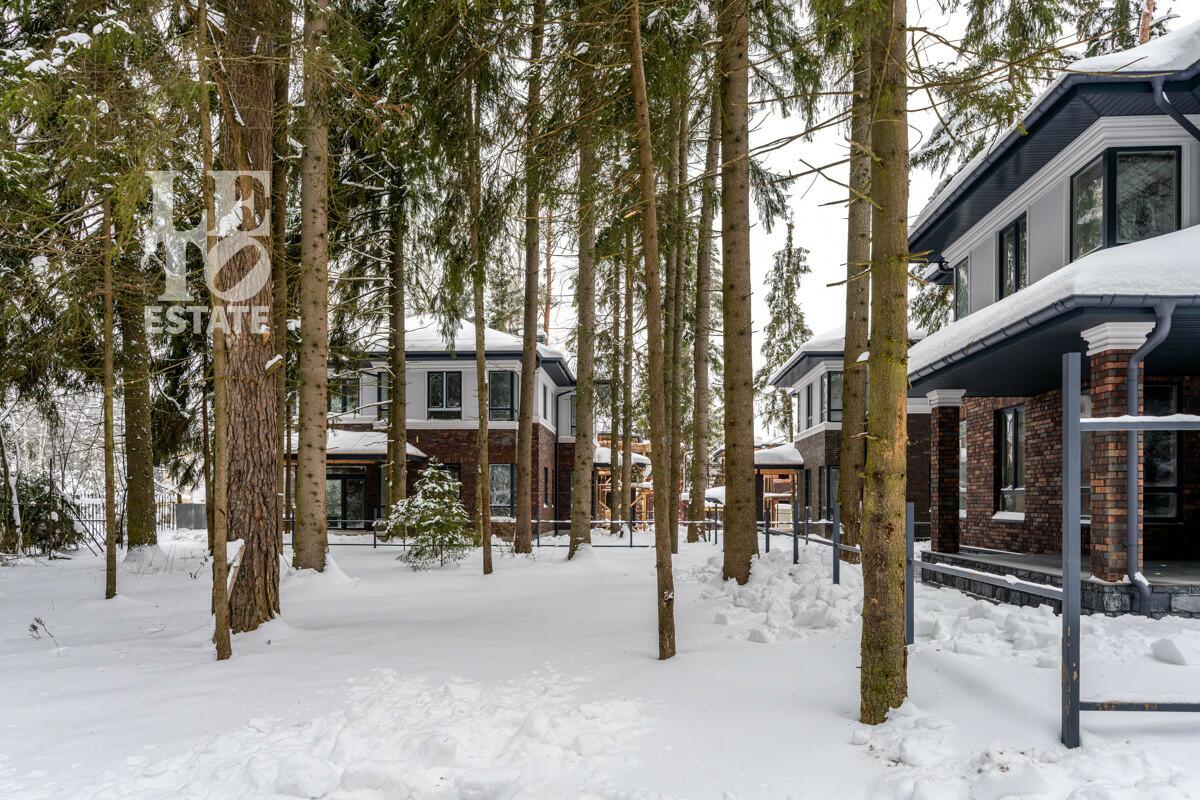 2-этажный коттедж 270 м² без отделки