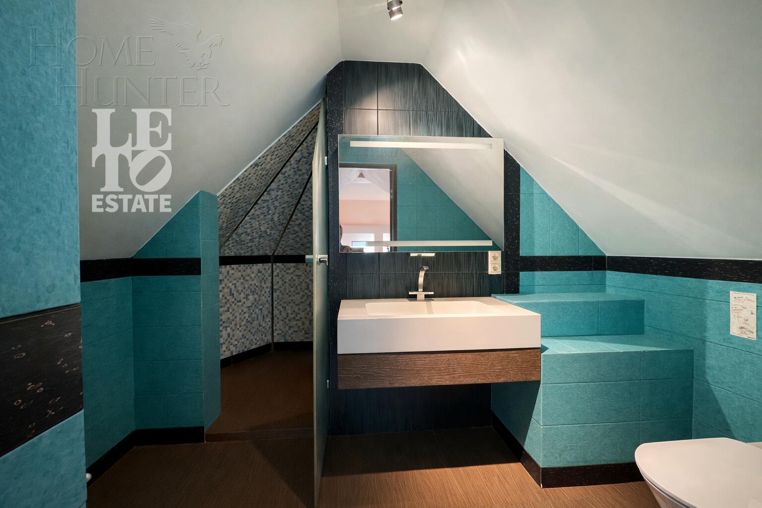 2-этажный коттедж 600 м² с отделкой