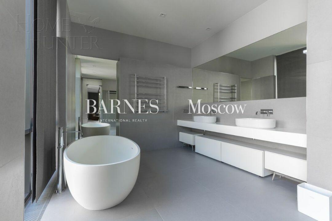 2-этажный коттедж 1 040 м² с отделкой