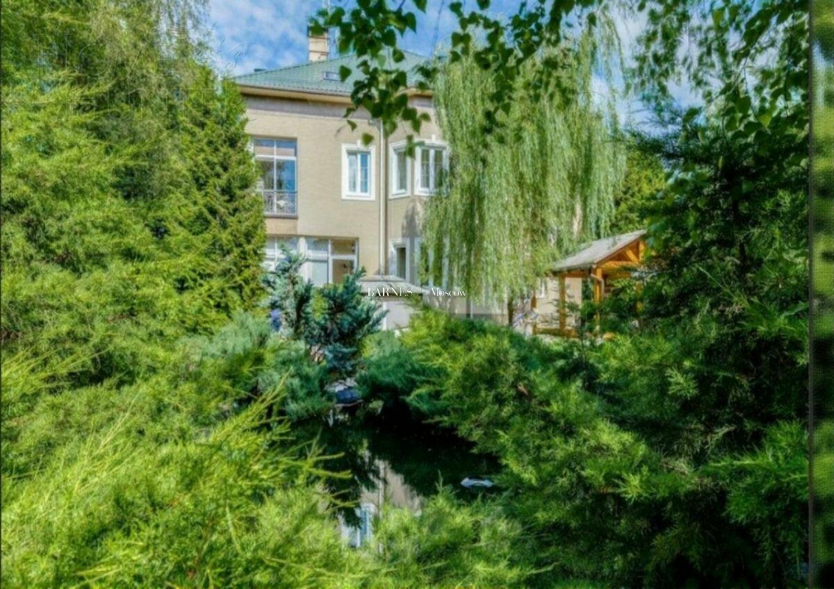 2-этажный коттедж 680 м² с отделкой