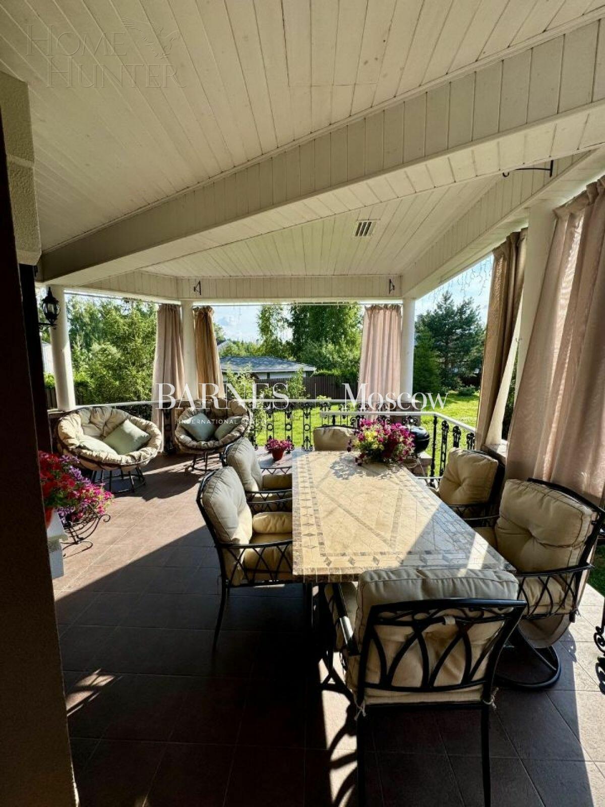 2-этажный коттедж 400 м² с отделкой