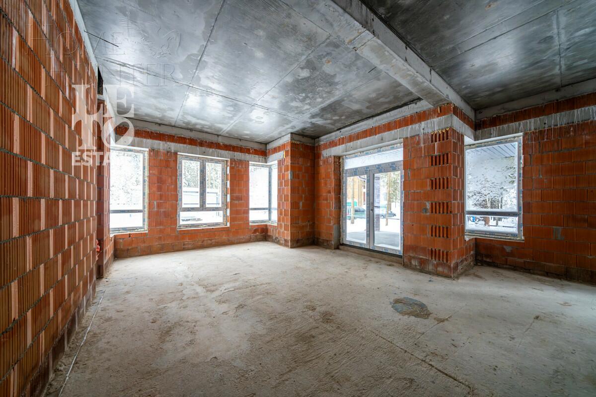 2-этажный коттедж 270 м² без отделки