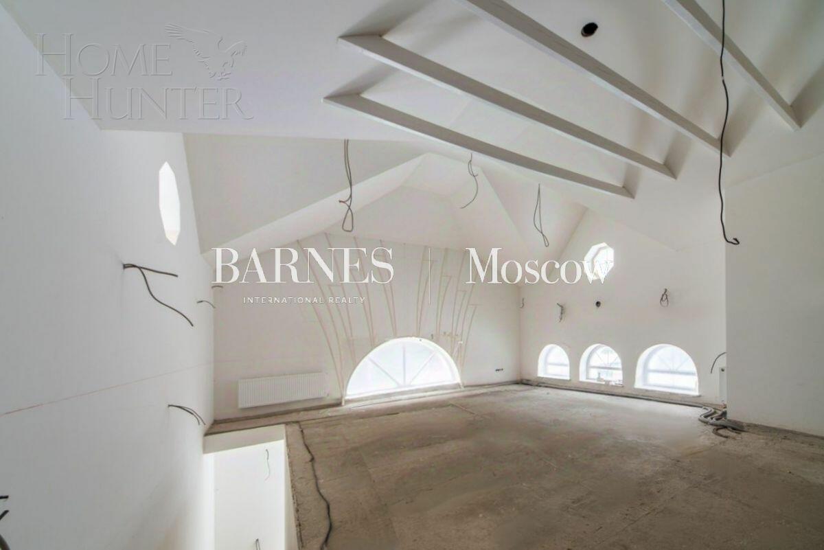 2-этажный коттедж 630 м² без отделки