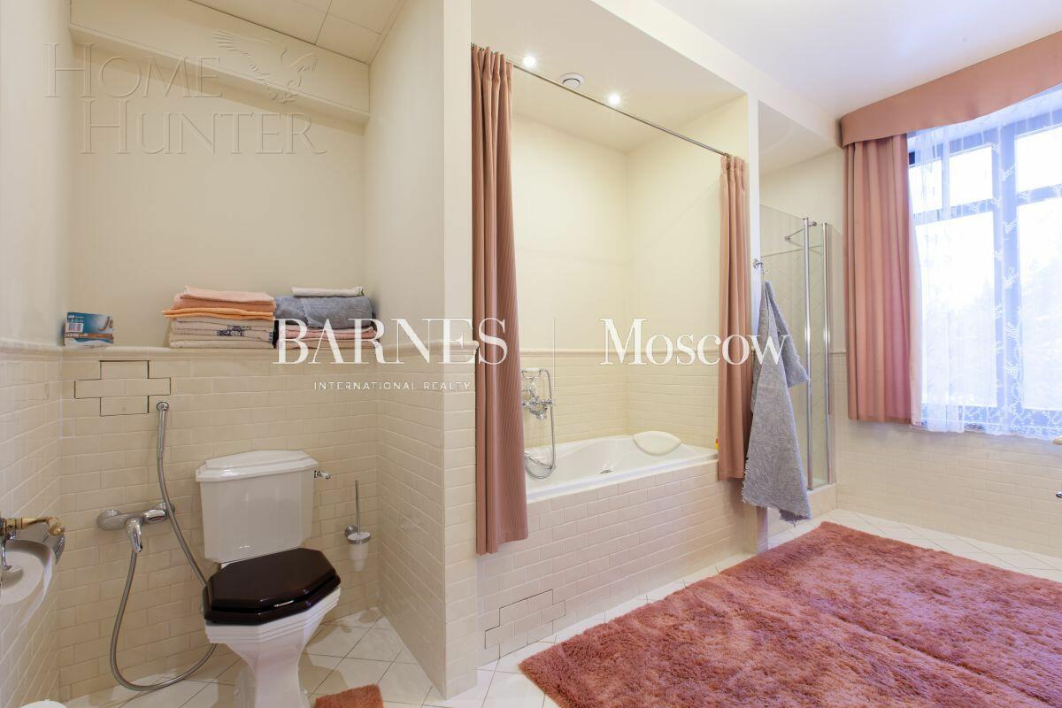 2-этажный коттедж 1 094 м² с отделкой