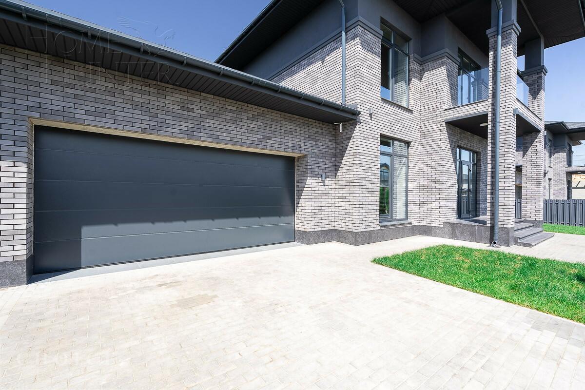 2-этажный коттедж 324 м² с отделкой