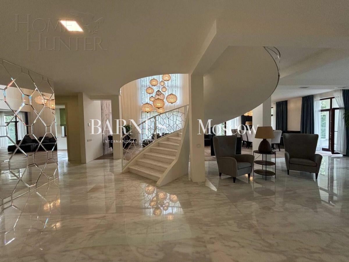 2-этажный коттедж 700 м² с отделкой