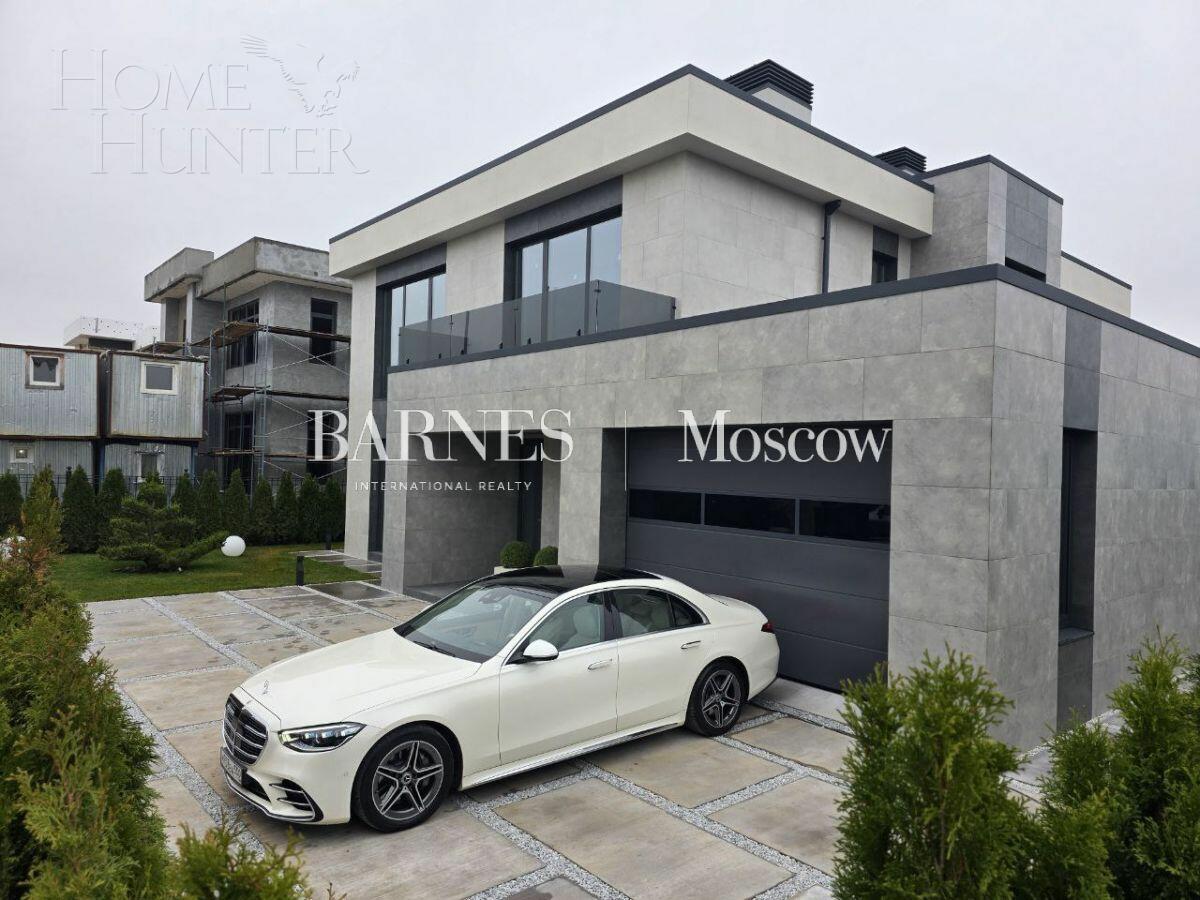 2-этажный коттедж 450 м² без отделки