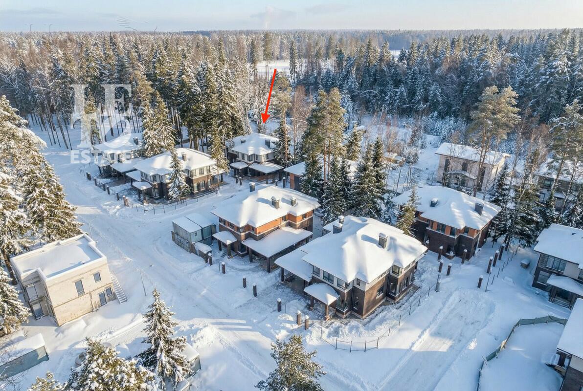 2-этажный коттедж 300 м² без отделки