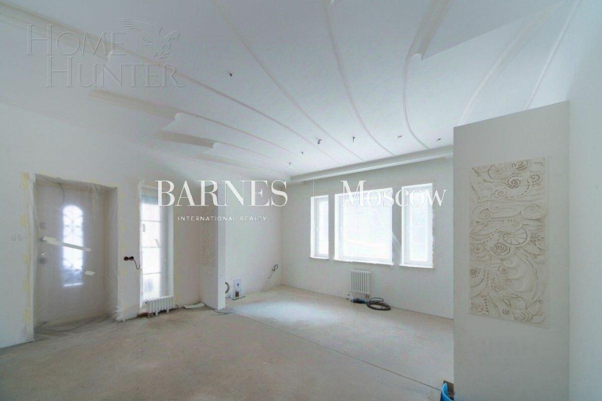 2-этажный коттедж 630 м² без отделки