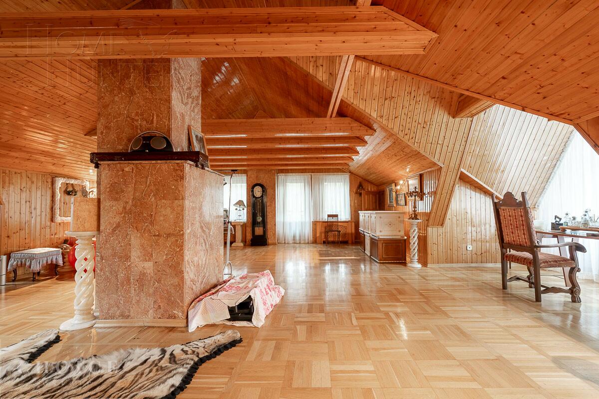 3-этажный коттедж 880 м² с отделкой