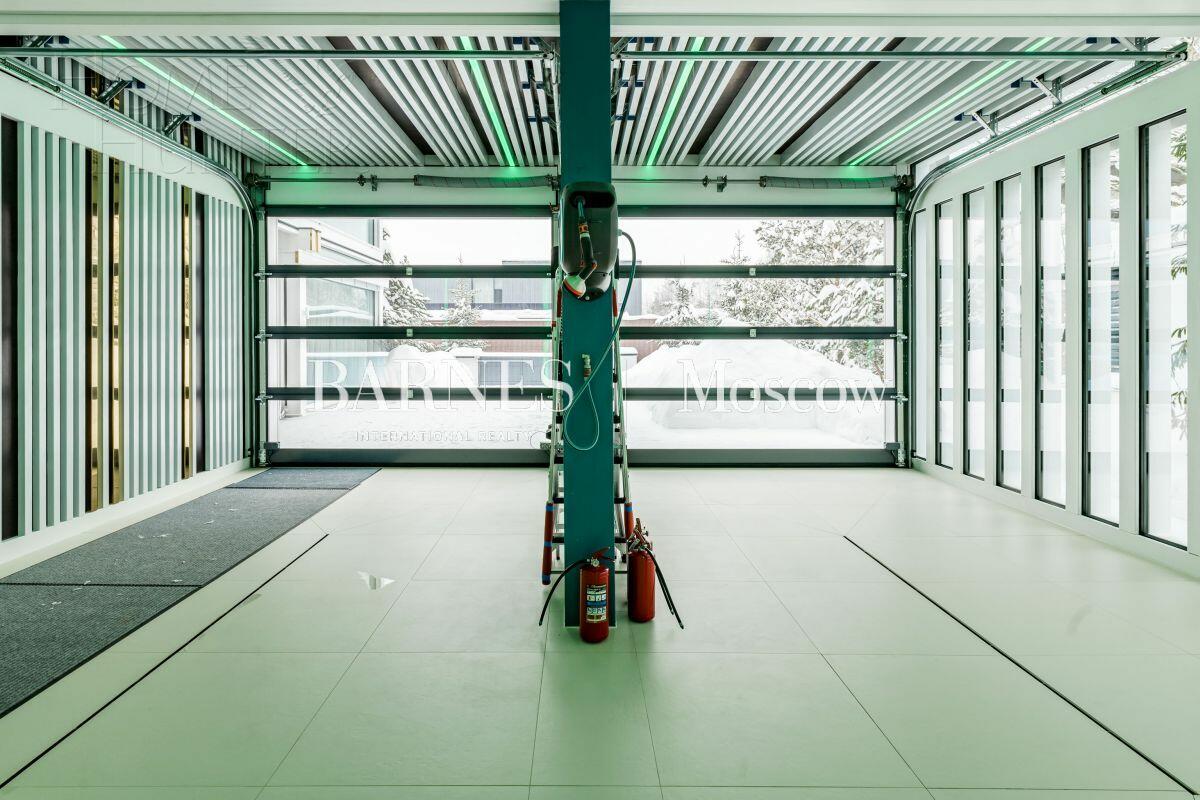 2-этажный коттедж 836 м² с отделкой