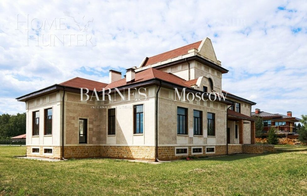 2-этажный коттедж 864.1 м² без отделки