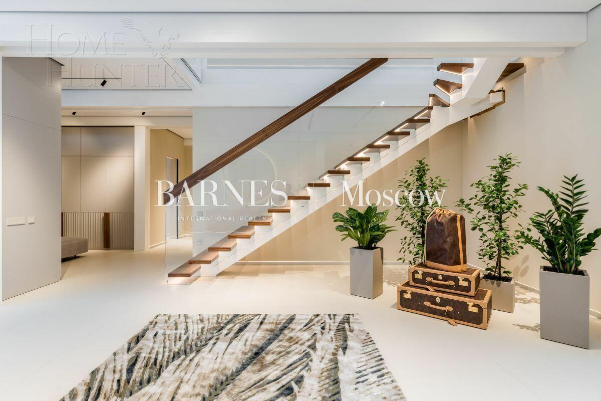 2-этажный коттедж 836 м² с отделкой