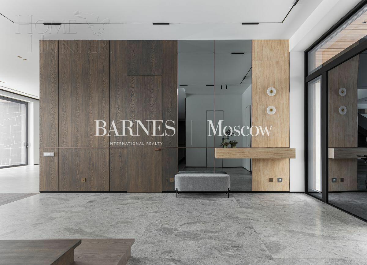 2-этажный коттедж 1 066 м² с отделкой