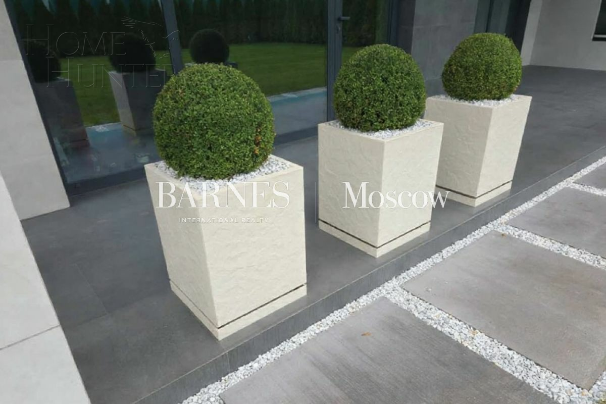 2-этажный коттедж 450 м² без отделки