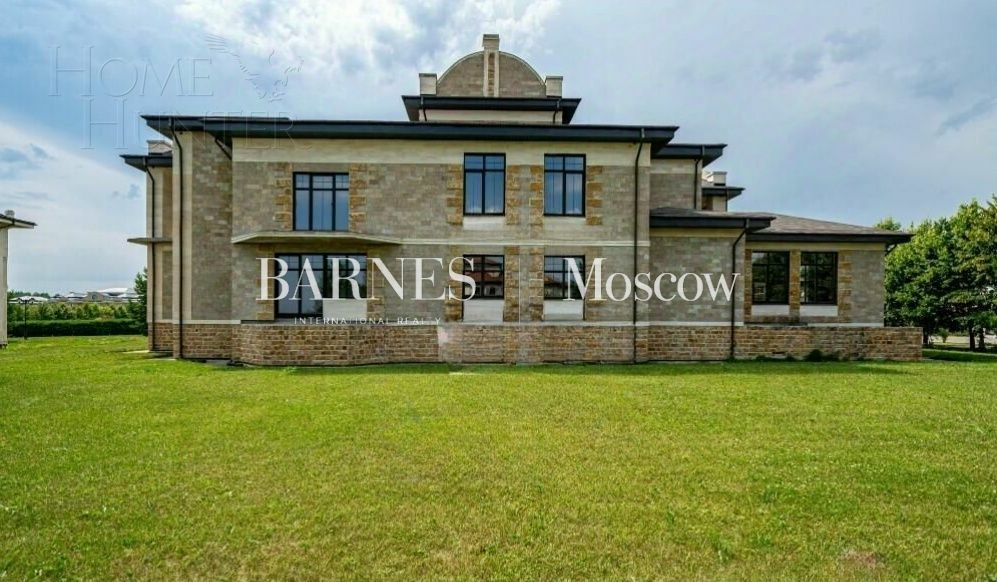 3-этажный коттедж 773 м² без отделки