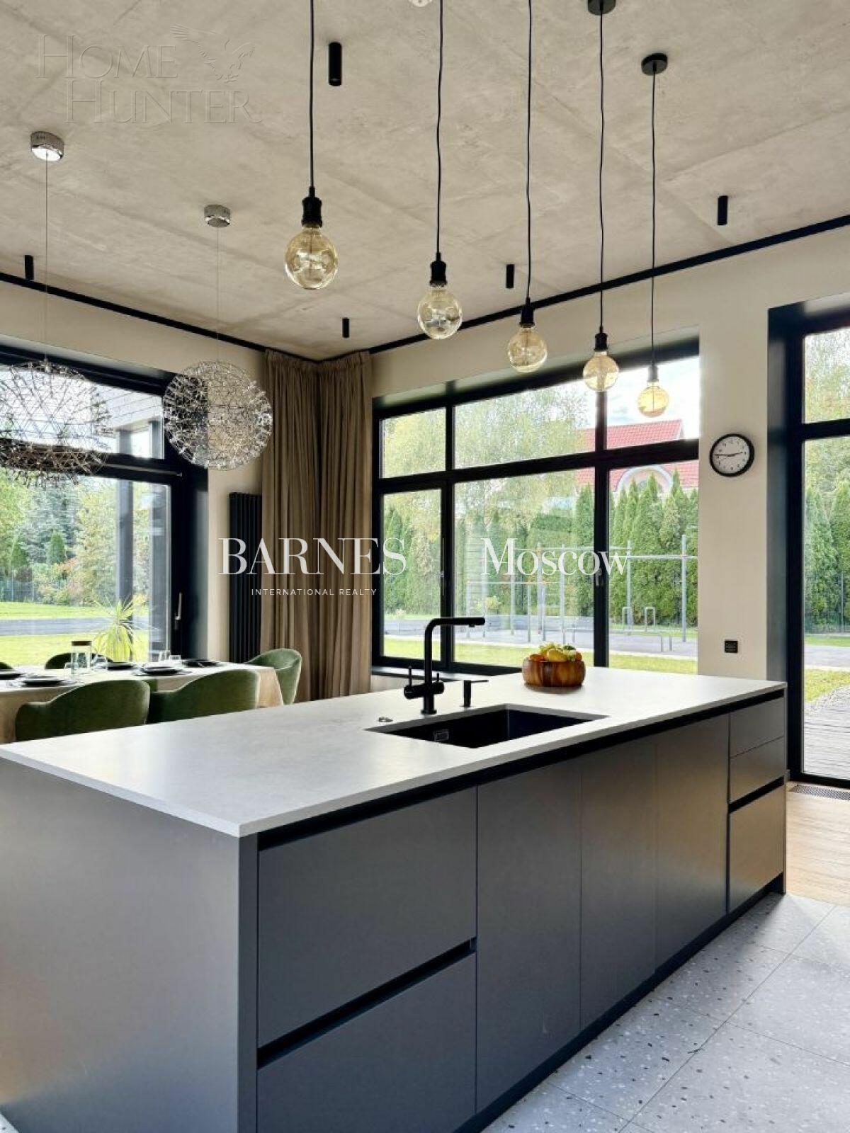 2-этажный коттедж 647 м² с отделкой