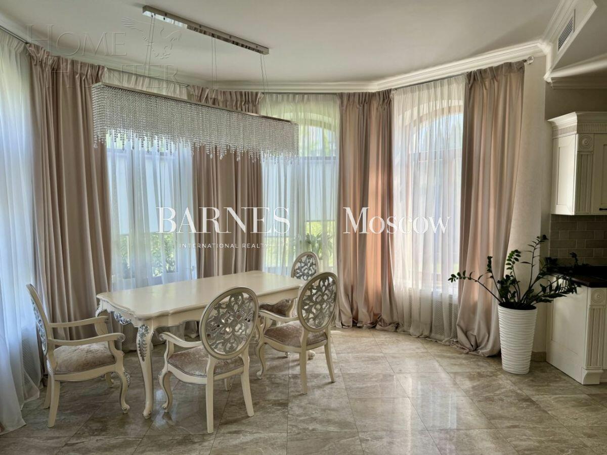 2-этажный коттедж 400 м² с отделкой