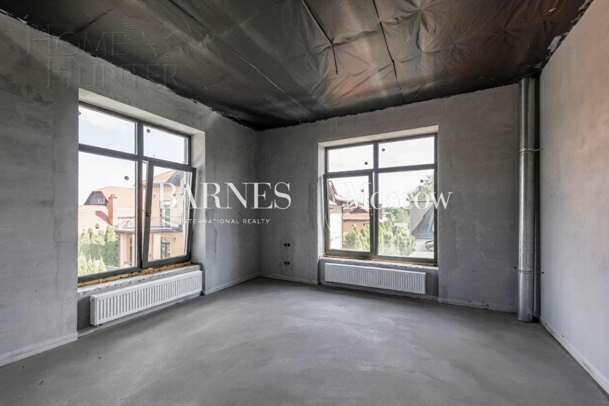 2-этажный коттедж 340 м² без отделки