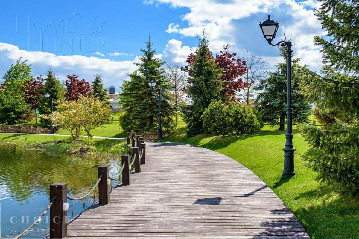 Участок 34.3 сот. в охраняемом поселке