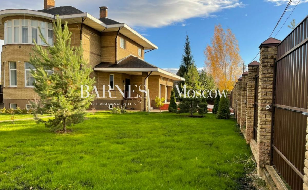 2-этажный коттедж 520 м² с отделкой