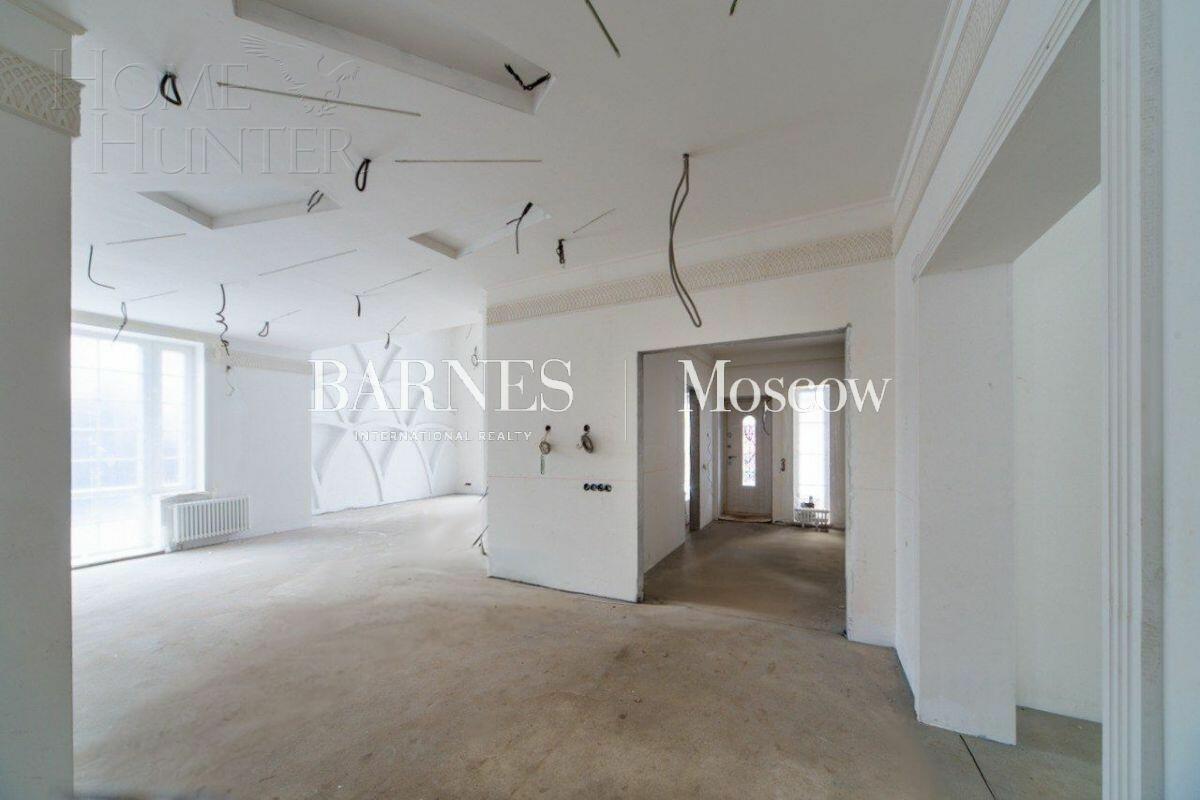 2-этажный коттедж 630 м² без отделки