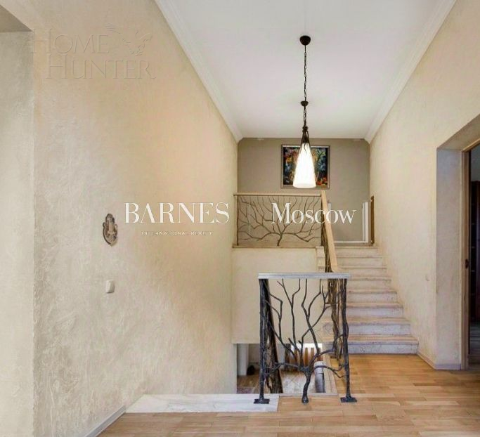 2-этажный коттедж 550 м² с отделкой