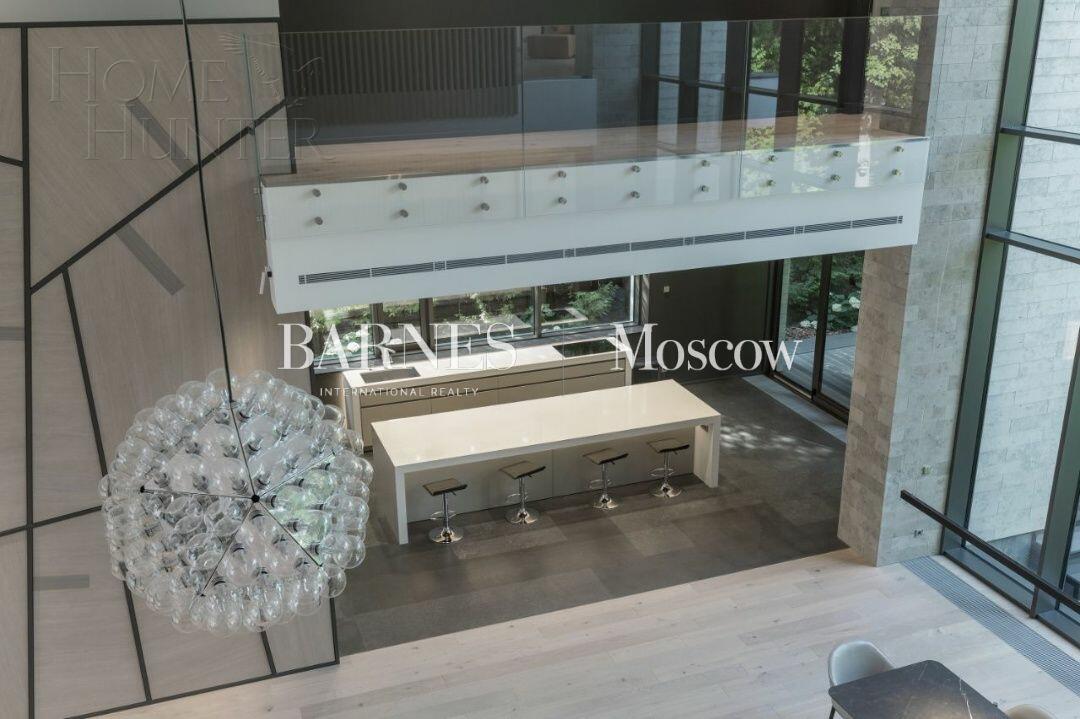 2-этажный коттедж 1 040 м² с отделкой