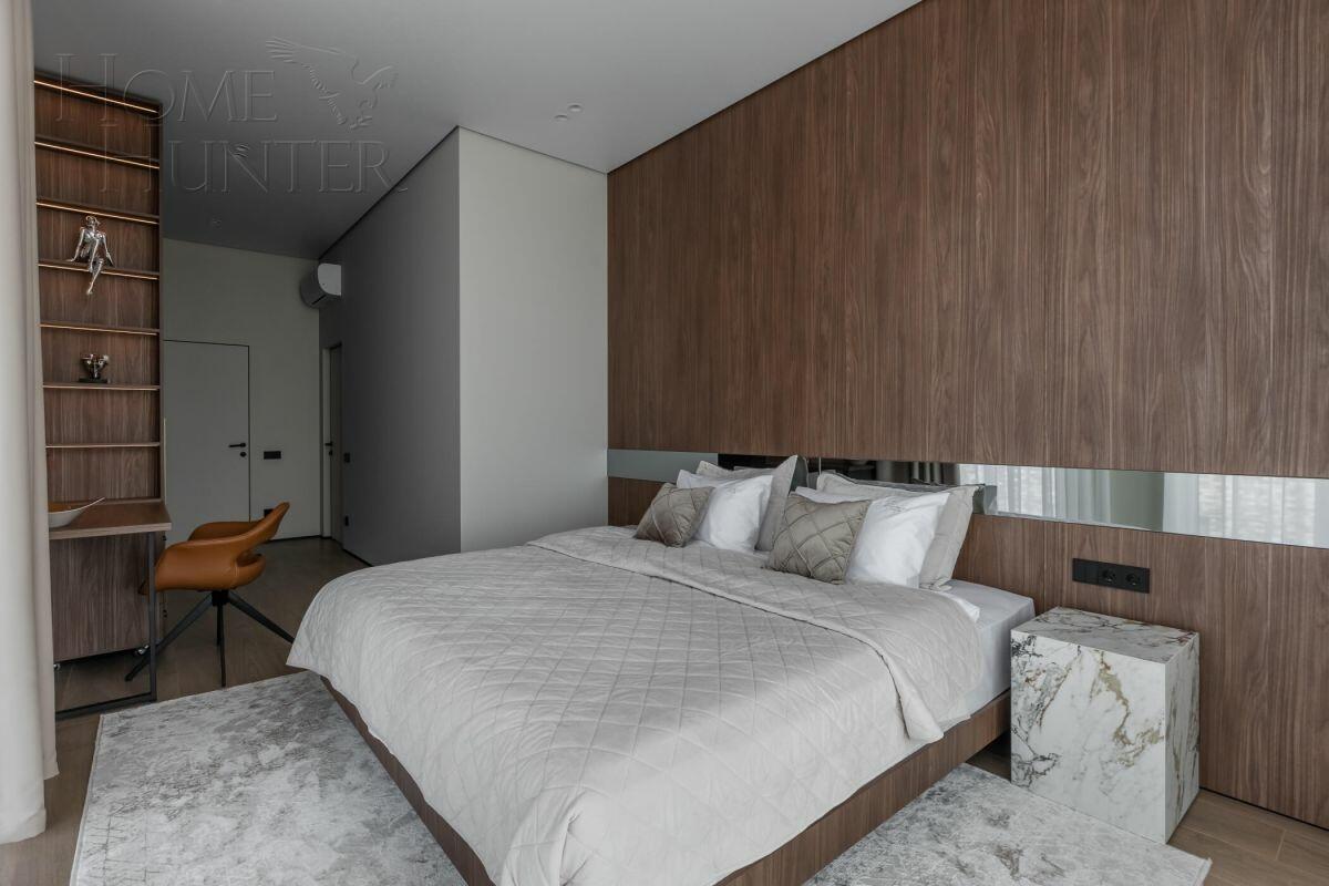 2-этажный коттедж 250 м² с отделкой